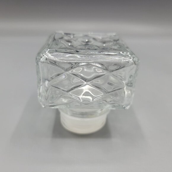 Vintage Clear Glass Whiskey Decanter With Diamond Cut Stopper Lid - Picture 7 of 12